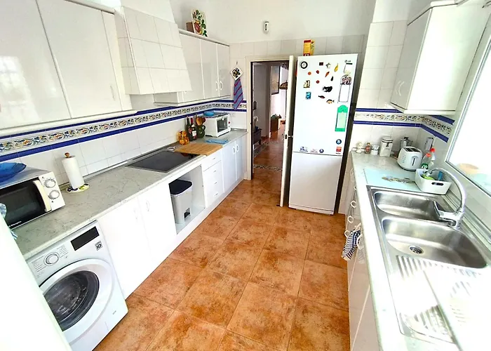 Evans Realty Al & Piscina & Garaje & Playa * Фуэнхирола