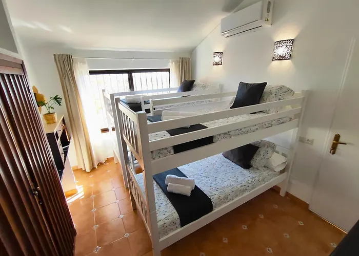 Evans Realty Al & Piscina & Garaje & Playa Вилла